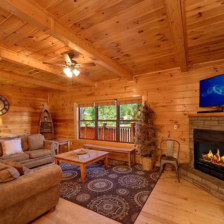 Misty Mountain Lodge Holiday Home Gatlinburg Εξωτερικό φωτογραφία
